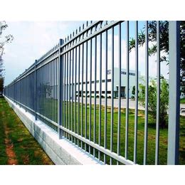 河南许昌厂家直销PVC公园草坪花圃隔离护栏 塑钢围栏 绿化带护栏-阿里巴巴