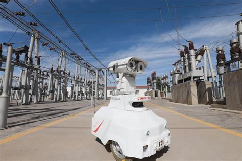 乌海供电公司：智能机器人辅助巡视 科技助力二十大保电-经济-内蒙古新闻网
