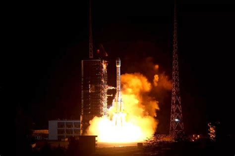 长三乙火箭成功发射北斗三号组网卫星两项技术改进提高火箭可靠性|火箭|推进剂|三甲_新浪新闻