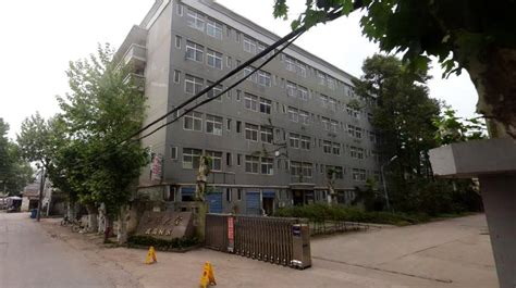 武汉城区最独特大学：在三镇都有校区，分校比本部还热闹_汉口