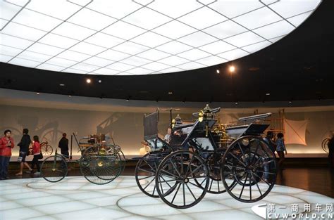 Mercedes-Benz Museum（梅赛德斯奔驰博物馆）--UNStudio - 设计兵团_展厅_博物馆设计_展览设计_展示设计_展台 ...