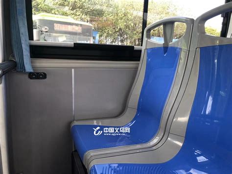 义乌新能源公交车比例超七成 首条拥有无障碍车门的公交车线路投入运营-义乌,公交-义乌新闻