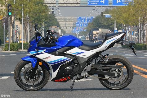 2021年款铃木GSX250R摩托车配备升级再战|星云|珍珠|铃木_新浪新闻