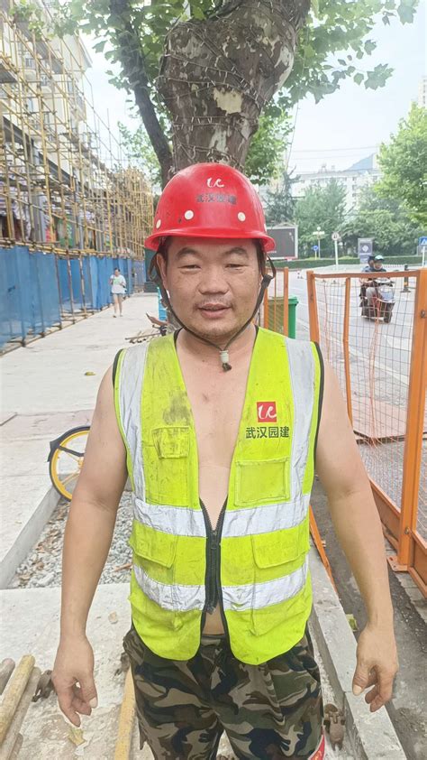 武汉找电焊工作,10年工龄中工点工,本人干涂料12年，喷-鱼泡网