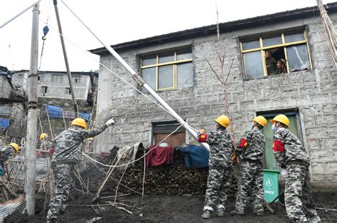 西藏震区樟木镇以海事卫星实现与外界联系 - 国内动态 - 华声新闻 - 华声在线