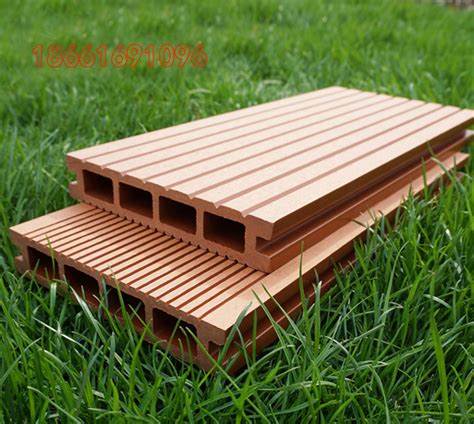 圆孔共挤木塑地板YKGJHM25 - 共挤木塑地板系列 - 成都木魔法景观工程有限公司-成都木塑地板 成都塑木地板 成都生态木 成都木塑地板源头厂家！