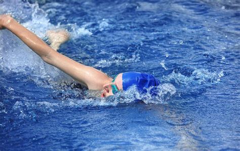 水下美图看布达佩斯游泳世锦赛：力量与柔美并济-北京时间
