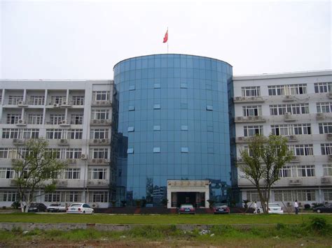 泗阳县政府办公大楼-江苏淮阴建设工程集团有限公司