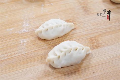【如何制作饺子皮的做法视频_做法步骤】_下厨房