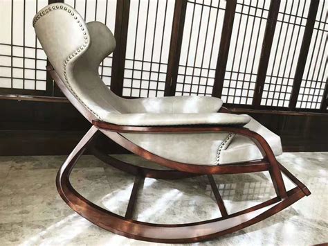 一款神奇的设计，可以让你的椅子立马变成摇椅~ - 普象网
