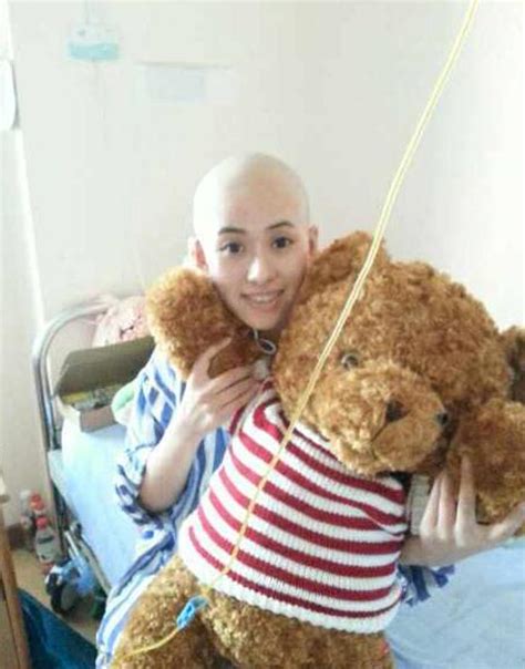 23岁女孩张小雨笑对血癌 做死神吓不倒的“逗比”_社会新闻_南方网