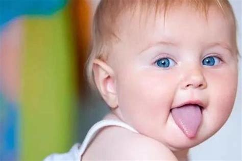 小儿推拿观舌辨病：如何从舌头看宝宝是否健康?宝宝易出现的5种异常舌苔及应对
