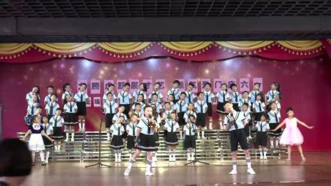 珠海童年树童声合唱团《让世界充满爱》_腾讯视频