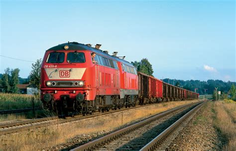 Class 218 Diesel Locomotive | Diesel Locomotives | Märklin Onlineshop