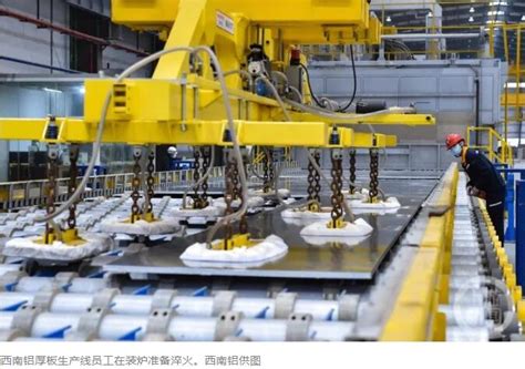 创新中国 - 创新驱动制造业蝶变 广西南南铝加工破解关键装备技术难题