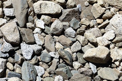 花园中堆叠的积石岩美丽的装饰纹理背景观采石场一种高清图片下载-正版图片307780829-摄图网