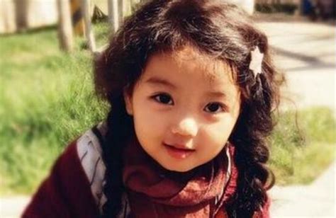 最美童星因长得像林青霞火到韩国了，网友:该生在90年代