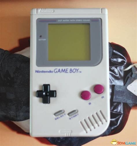 GameBoy掌机诞辰30周年 能击败它的只有任天堂自己_3DM单机