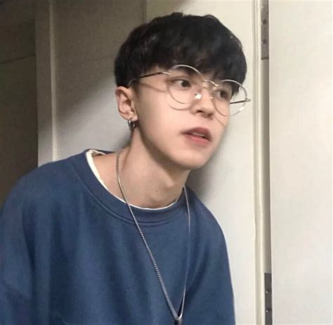 雅痞男生头像图片