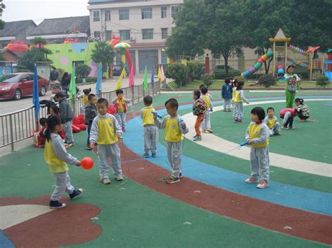俞汇幼儿园植树节活动--嘉善新闻网