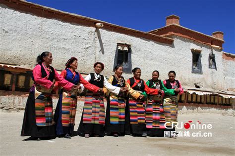 西藏五十年：千年宣舞舞翩跹(组图)|传承|文化_凤凰资讯