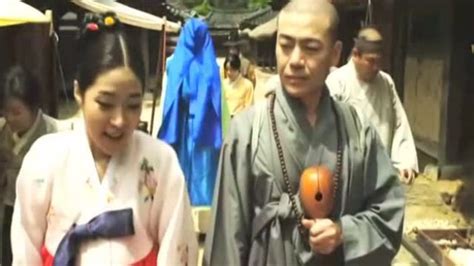韩国电影《雍女传》搞笑片段 高僧为度化女子意外身亡_腾讯视频