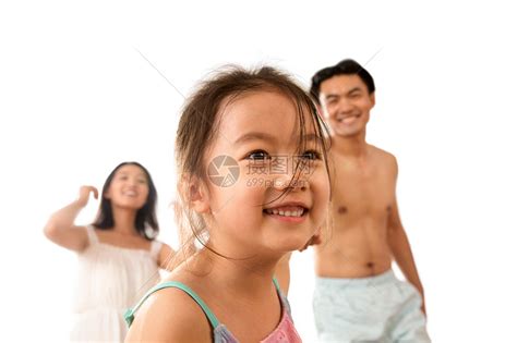 三口之家图片
