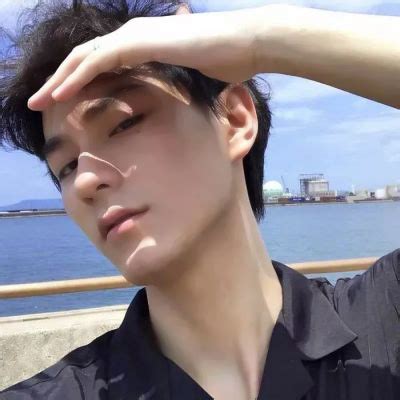 撩人非主流男生头像