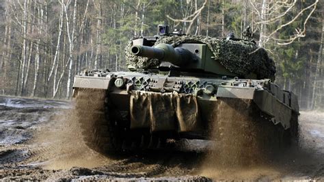 6辆豹2坦克从西班牙启程运往乌克兰，乌高官：需要“至少十倍”的援助_全球速报_澎湃新闻-The Paper