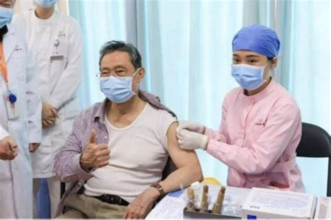 安徽淮北：接种流感疫苗-人民图片网