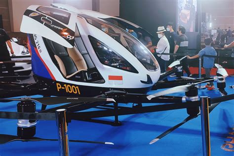 100架 亿航智能载人级自动驾驶飞行器EH216获亚洲最大预售订单_凤凰网
