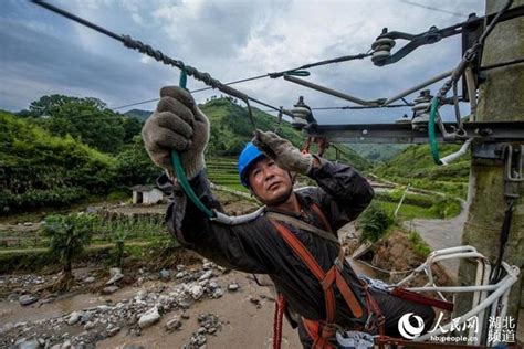 湖北省电力拉网排查保障防汛用电 今夏湖北电力供需总体平衡_凤凰网资讯_凤凰网