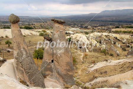 トルコの世界遺産カッパドキアのキノコ岩 写真素材 [ 2798532 ] - フォトライブラリー photolibrary