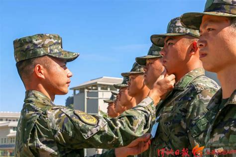 广西武警：队列训练助力新兵走好军旅第一步|广西|武警_新浪新闻