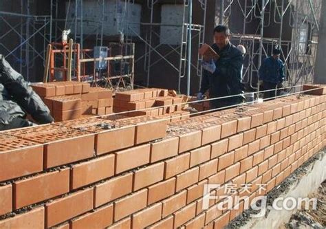砖墙砌筑是所用的砂浆量，已一立方米为标注的计算方法-使用理论方法计算标准砖每立方米一砖墙中标准砖及砂浆净用量.