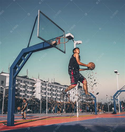 室外篮球运动高清摄影大图-千库网