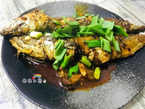 冻豆腐炖鱼的做法_菜谱_香哈网