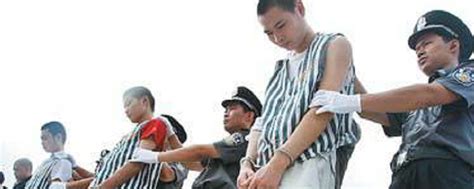 武汉面馆砍头案一审宣判：杀人者获刑死缓赔偿2.5万余元_湖北频道_凤凰网