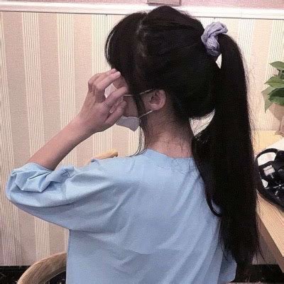 正脸古风高马尾头像女生