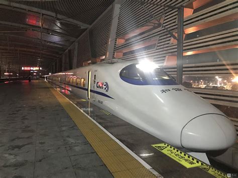 凌晨2点12分 苏州北站发出首个始发班次列车-名城新闻网