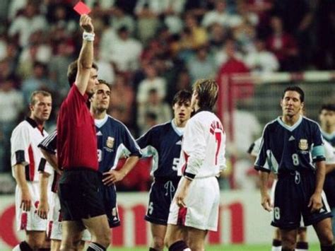 UEDBET世界杯经典回顾：98年1/8决赛 阿根廷VS英格兰|阿根廷|英格兰|希曼_新浪新闻