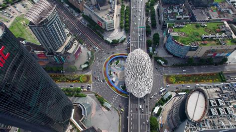 上海五角场合生汇商城“合生树” | 环形拼接屏-上海视摩信息技术有限公司