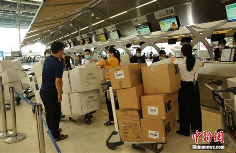 泰国华人华侨积极向武汉捐赠抗“疫”物资