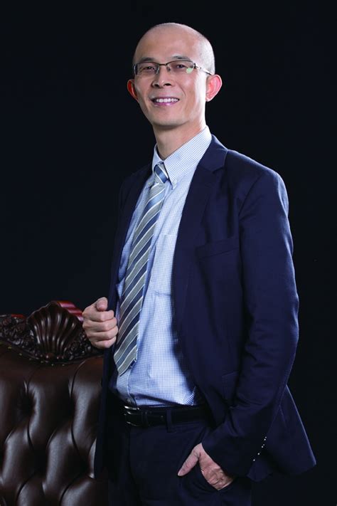 尹峰（香港国际翼咖啡美食传播有限公司董事长） - 搜狗百科