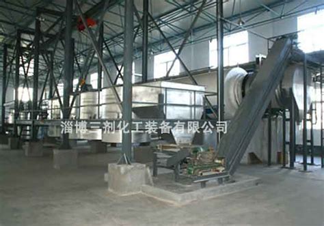 工业窑炉安装现场-山东潍坊格瑞三剂化工装备有限公司