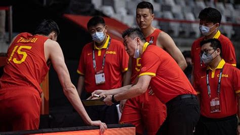 中国男篮将赴西班牙拉练备战世预赛，范子铭等人择日返回国内_腾讯视频