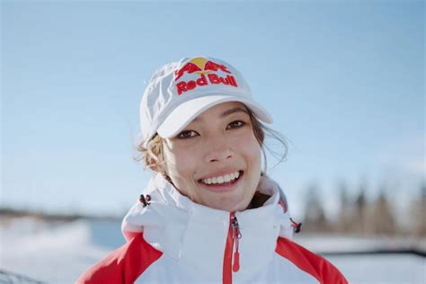 美媒第一时间报道谷爱凌再夺金：她创造了奥运历史_滑雪_场地_女子