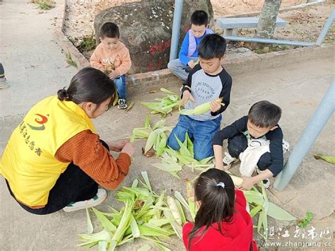 主题故事：玉米丰收了——阳光幼儿园大班年段主题故事_孩子