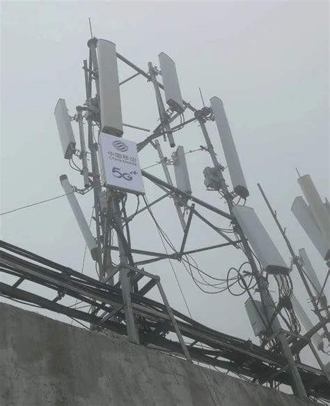 华为获颁中国首个5G无线电通信设备进网许可证 5G基站正式接入公用电信商用网络 - 华为 — C114通信网