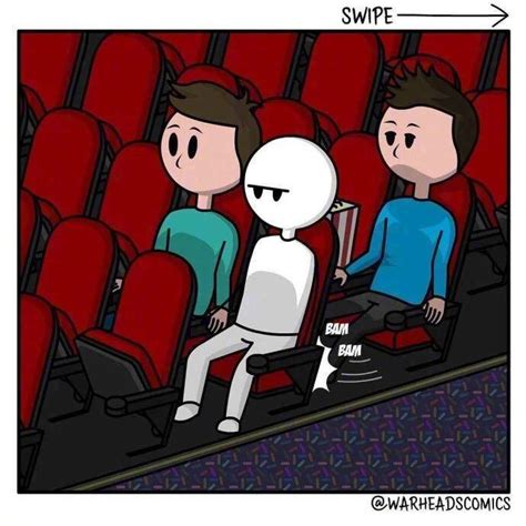一群笑着的男人在电影院看电影和吃爆米花高清图片下载-正版图片503663295-摄图网